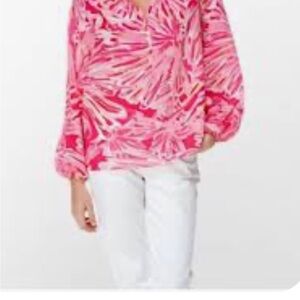 Lilly Pulitzer Pink and White Graphic Blouse